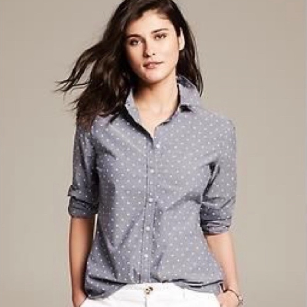 Banana Republic | Women’s Button Down Shirt Large